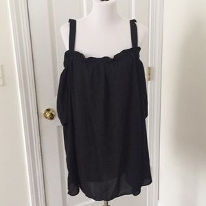 Cold shoulder black top